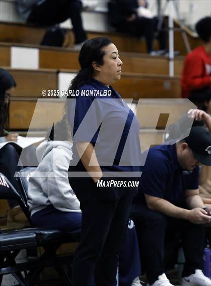 Thumbnail 3 in Flintridge Prep vs. La Salle photogallery.