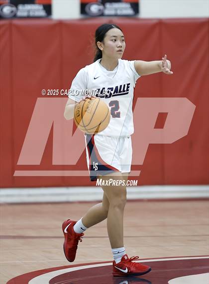 Thumbnail 3 in Flintridge Prep vs. La Salle photogallery.
