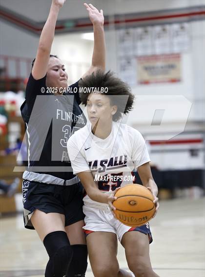 Thumbnail 3 in Flintridge Prep vs. La Salle photogallery.