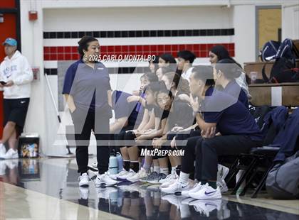 Thumbnail 1 in Flintridge Prep vs. La Salle photogallery.