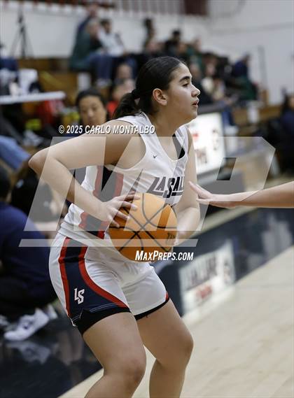 Thumbnail 3 in Flintridge Prep vs. La Salle photogallery.