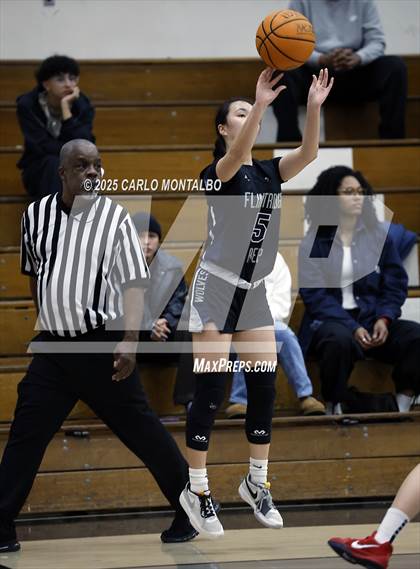 Thumbnail 1 in Flintridge Prep vs. La Salle photogallery.