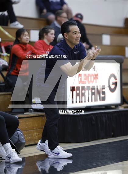 Thumbnail 1 in Flintridge Prep vs. La Salle photogallery.
