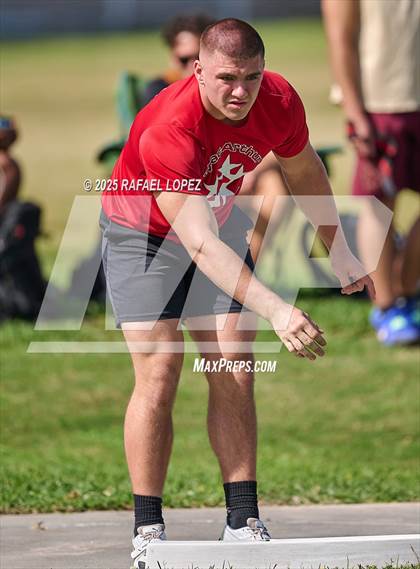 Thumbnail 3 in Panther Relays (Shot Put) photogallery.