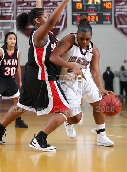 Thumbnail 3 in Salem vs Norcom (Lady Greyhound Classic) photogallery.
