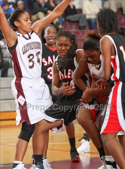Thumbnail 2 in Salem vs Norcom (Lady Greyhound Classic) photogallery.