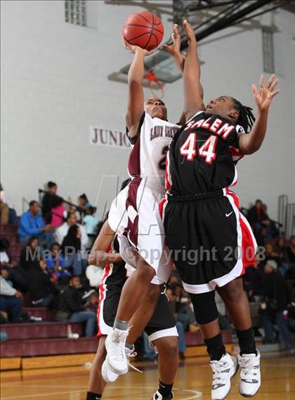 Thumbnail 2 in Salem vs Norcom (Lady Greyhound Classic) photogallery.
