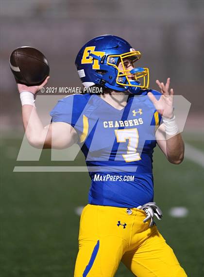 Thumbnail 3 in Summit @ El Toro (CIF Southern Section D5 First Round) photogallery.