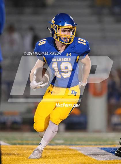 Thumbnail 2 in Summit @ El Toro (CIF Southern Section D5 First Round) photogallery.