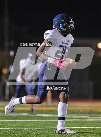 Thumbnail 1 in Summit @ El Toro (CIF Southern Section D5 First Round) photogallery.