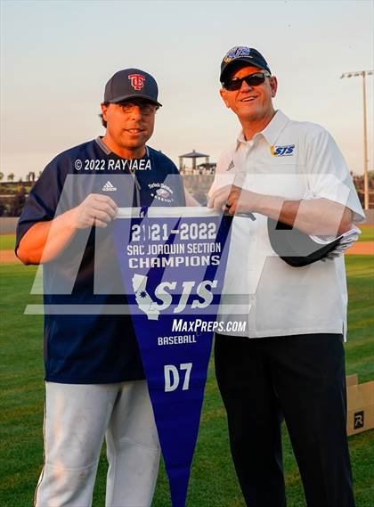 Thumbnail 3 in Turlock Christian vs. Valley Christian (CIF SJS D7 Final) photogallery.