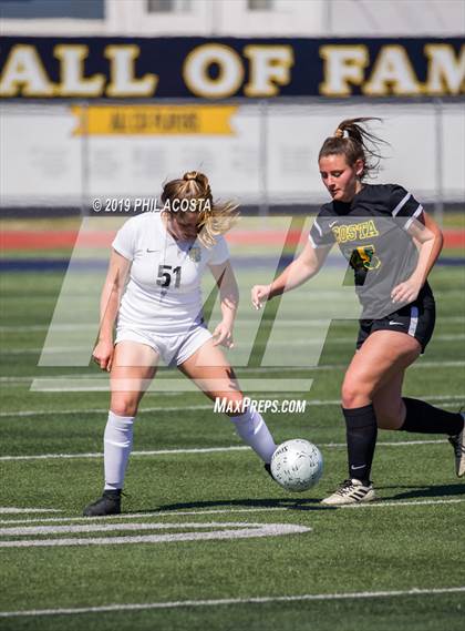Thumbnail 2 in Sunny Hills vs Mira Costa (CIF SS D2 Championship) photogallery.