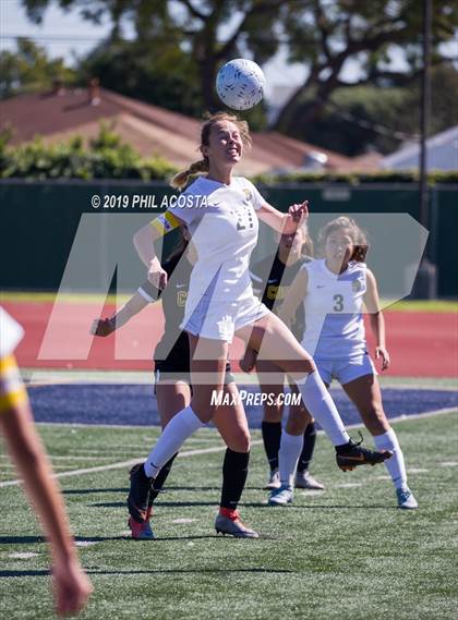 Thumbnail 3 in Sunny Hills vs Mira Costa (CIF SS D2 Championship) photogallery.