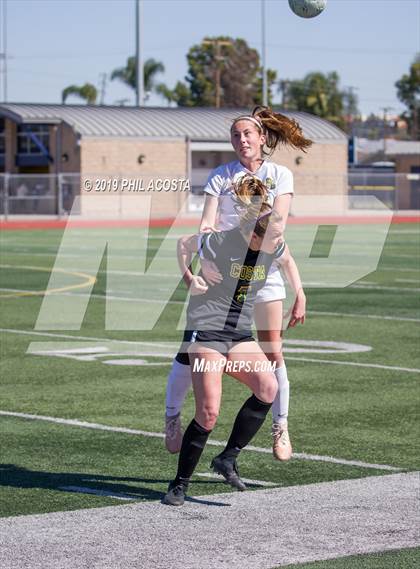 Thumbnail 2 in Sunny Hills vs Mira Costa (CIF SS D2 Championship) photogallery.