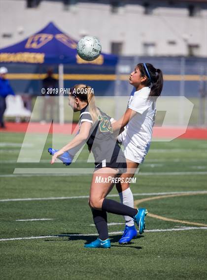 Thumbnail 2 in Sunny Hills vs Mira Costa (CIF SS D2 Championship) photogallery.