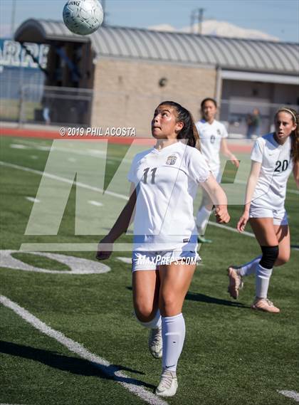 Thumbnail 1 in Sunny Hills vs Mira Costa (CIF SS D2 Championship) photogallery.