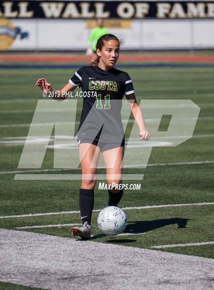 Thumbnail 3 in Sunny Hills vs Mira Costa (CIF SS D2 Championship) photogallery.