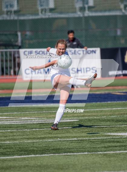 Thumbnail 3 in Sunny Hills vs Mira Costa (CIF SS D2 Championship) photogallery.