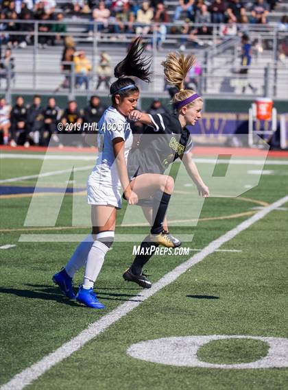 Thumbnail 3 in Sunny Hills vs Mira Costa (CIF SS D2 Championship) photogallery.