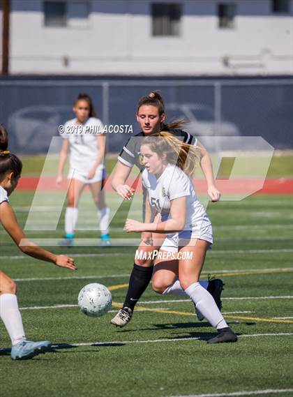 Thumbnail 2 in Sunny Hills vs Mira Costa (CIF SS D2 Championship) photogallery.