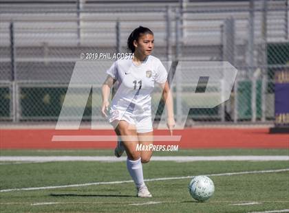 Thumbnail 2 in Sunny Hills vs Mira Costa (CIF SS D2 Championship) photogallery.