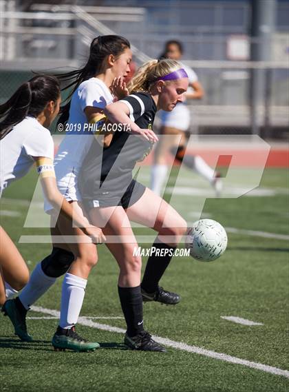 Thumbnail 2 in Sunny Hills vs Mira Costa (CIF SS D2 Championship) photogallery.