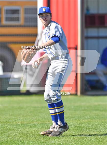 Thumbnail 1 in Leonard vs Community (Pottsboro Tournament) photogallery.