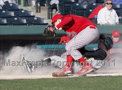 Thumbnail 2 in Metro-East Lutheran vs Roxana  photogallery.