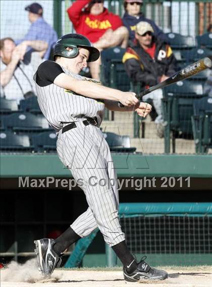Thumbnail 2 in Metro-East Lutheran vs Roxana  photogallery.