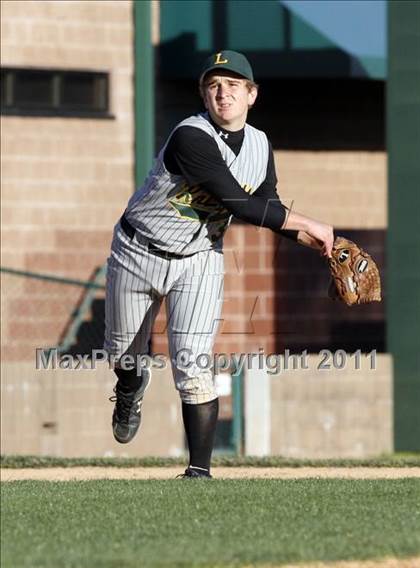 Thumbnail 2 in Metro-East Lutheran vs Roxana  photogallery.