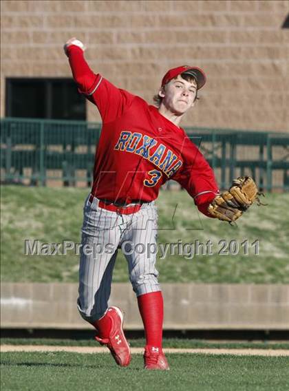 Thumbnail 1 in Metro-East Lutheran vs Roxana  photogallery.