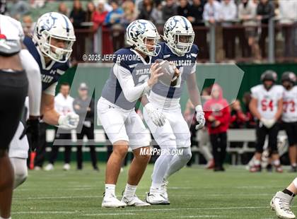 Thumbnail 3 in Walnut Grove vs. Argyle (UIL 5A D2 Football Region 1 Regional) photogallery.