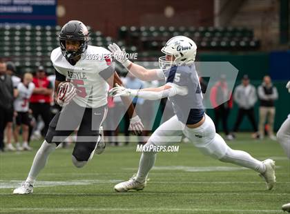 Thumbnail 2 in Walnut Grove vs. Argyle (UIL 5A D2 Football Region 1 Regional) photogallery.