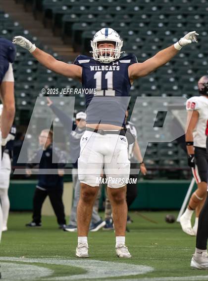 Thumbnail 3 in Walnut Grove vs. Argyle (UIL 5A D2 Football Region 1 Regional) photogallery.