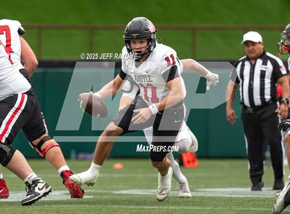 Thumbnail 1 in Walnut Grove vs. Argyle (UIL 5A D2 Football Region 1 Regional) photogallery.