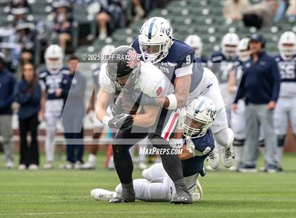 Thumbnail 1 in Walnut Grove vs. Argyle (UIL 5A D2 Football Region 1 Regional) photogallery.