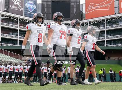 Thumbnail 3 in Walnut Grove vs. Argyle (UIL 5A D2 Football Region 1 Regional) photogallery.