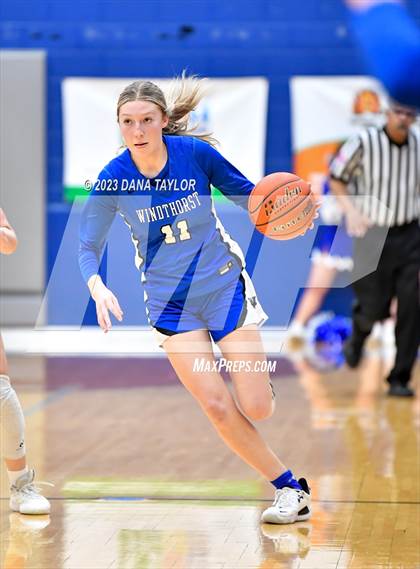 Thumbnail 3 in Hamilton vs. Windthorst (UIL 2A Region II Area) photogallery.