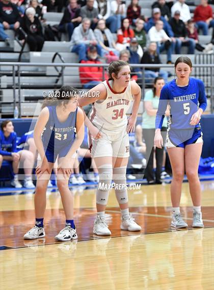 Thumbnail 2 in Hamilton vs. Windthorst (UIL 2A Region II Area) photogallery.