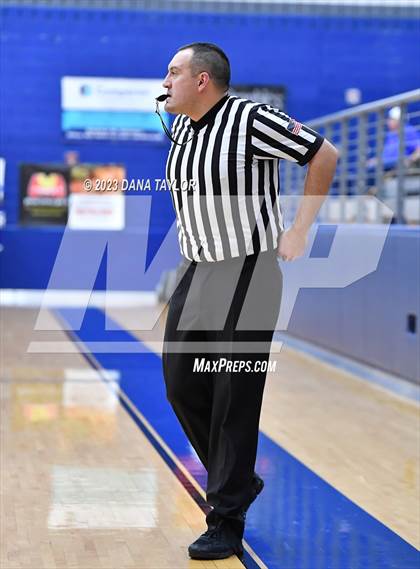 Thumbnail 1 in Hamilton vs. Windthorst (UIL 2A Region II Area) photogallery.