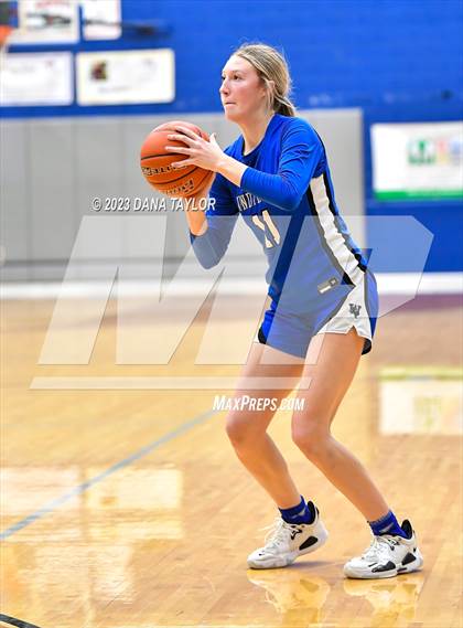 Thumbnail 2 in Hamilton vs. Windthorst (UIL 2A Region II Area) photogallery.