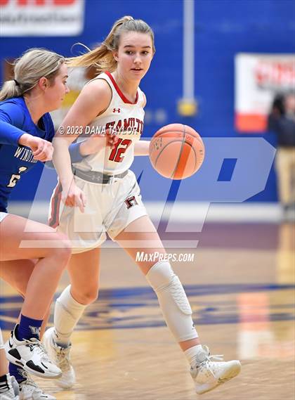 Thumbnail 3 in Hamilton vs. Windthorst (UIL 2A Region II Area) photogallery.