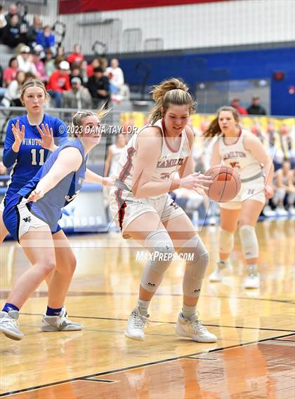 Thumbnail 3 in Hamilton vs. Windthorst (UIL 2A Region II Area) photogallery.