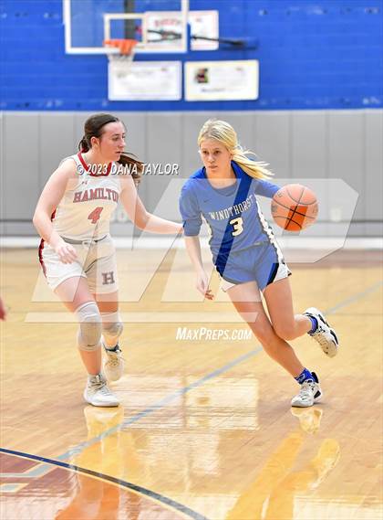Thumbnail 2 in Hamilton vs. Windthorst (UIL 2A Region II Area) photogallery.