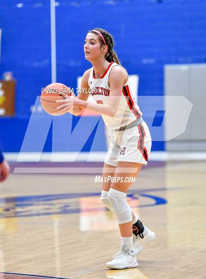 Thumbnail 1 in Hamilton vs. Windthorst (UIL 2A Region II Area) photogallery.