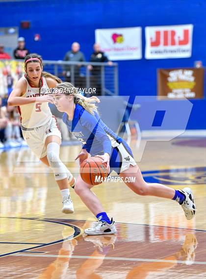 Thumbnail 1 in Hamilton vs. Windthorst (UIL 2A Region II Area) photogallery.