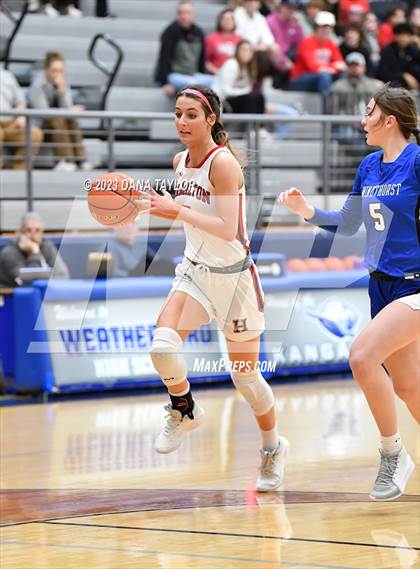 Thumbnail 2 in Hamilton vs. Windthorst (UIL 2A Region II Area) photogallery.
