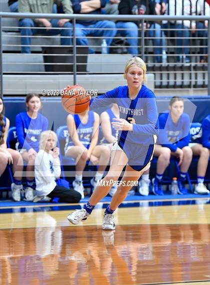 Thumbnail 3 in Hamilton vs. Windthorst (UIL 2A Region II Area) photogallery.