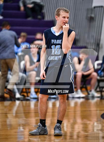 Thumbnail 1 in Page County @ Strasburg photogallery.