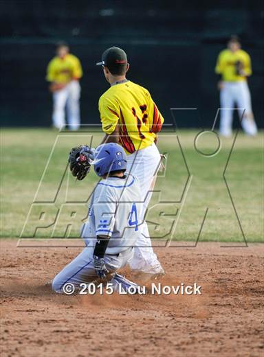 null - Photo 01